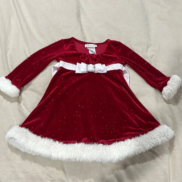 fitted lace wedding dress Amazon.com: Womens Christmas Midi Dresses Long Sleeve Fur Trim Dresses Mrs  Santa Costume Fancy Cosplay Outfits Party Dress Red : Clothing, Shoes &  Jewelry main image 0